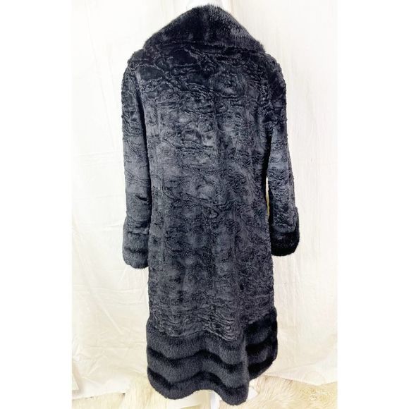 Unique 1960's Black Faux Fur Coat / Overcoat / Made In England - Picture 3 of 9